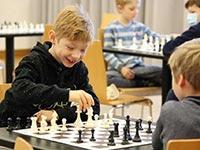 Weekly chess course