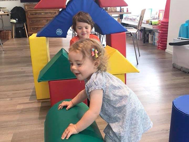 Kids playing at Chess4Kids